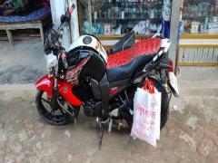 Yamaha FZs